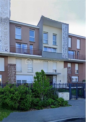 duplex-triplex à la vente -   77550  MOISSY CRAMAYEL, surface 62 m2 vente duplex-triplex - UBI479937530